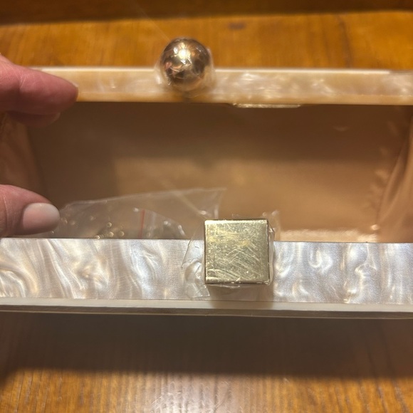 Vintage Cream & Pink Lucite Box Marbleized Crossbody - Picture 13 of 16